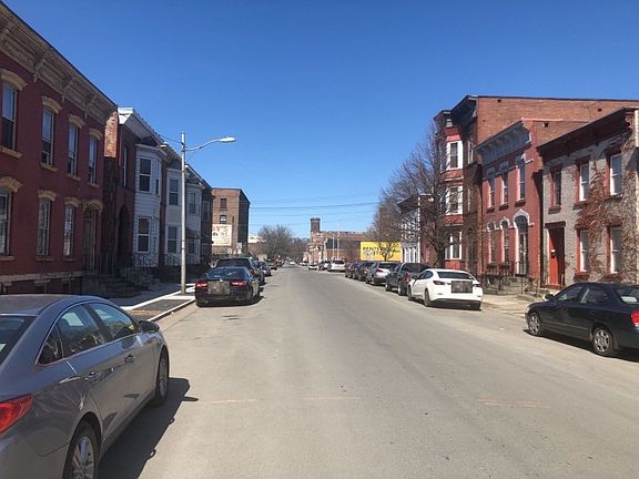4th image of 310-312 2nd St