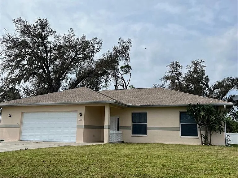 4733 Cranberry Blvd — Photo 1