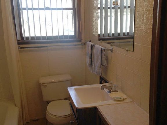 3rd image of 68019 Jastre St