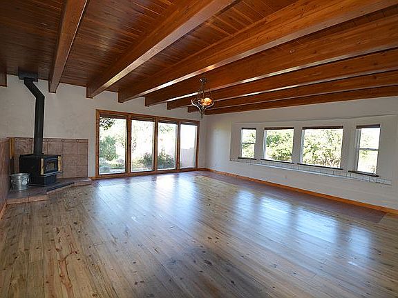 2nd image of 551 Brehl Ln