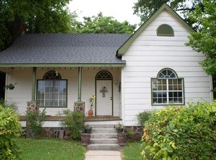 913 Central St, Water Valley, MS 38965