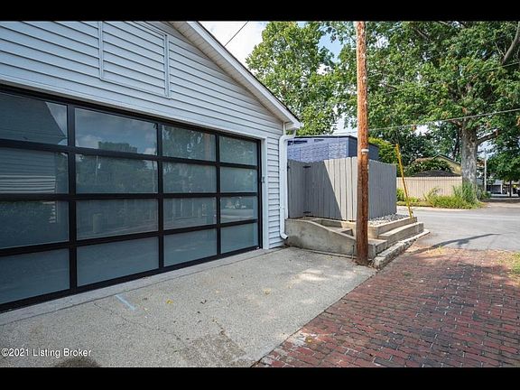 4th image of 1300 Bellwood Ave