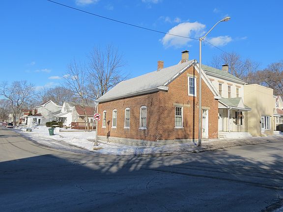2nd image of 602 S East St