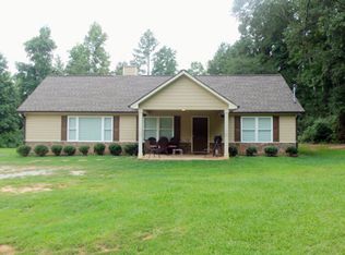 1182 Charlie Bolton Rd, Hull, GA 30646