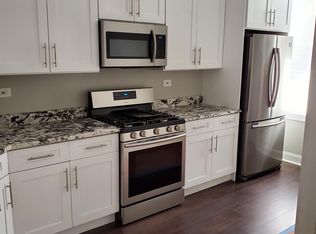 229 E 55th Pl APT 2, Chicago, IL 60637