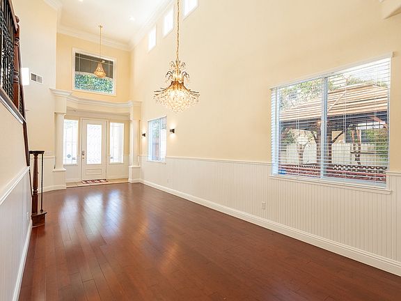 5th image of 2210 Citrine Way
