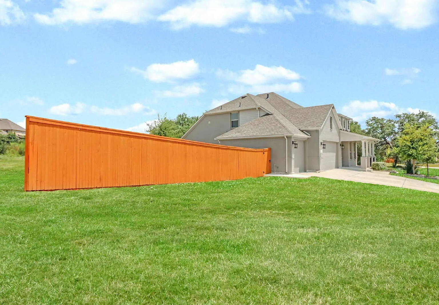 5 bed, 3.0 bath, 2870 sqft, $3,000 — Photo 4