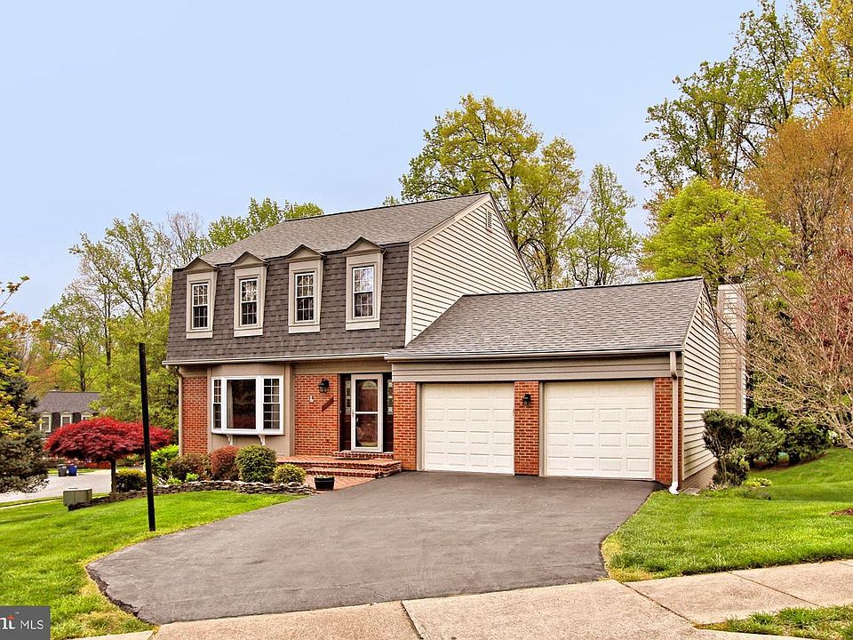 1st image of 5581 Queen Victoria Ct