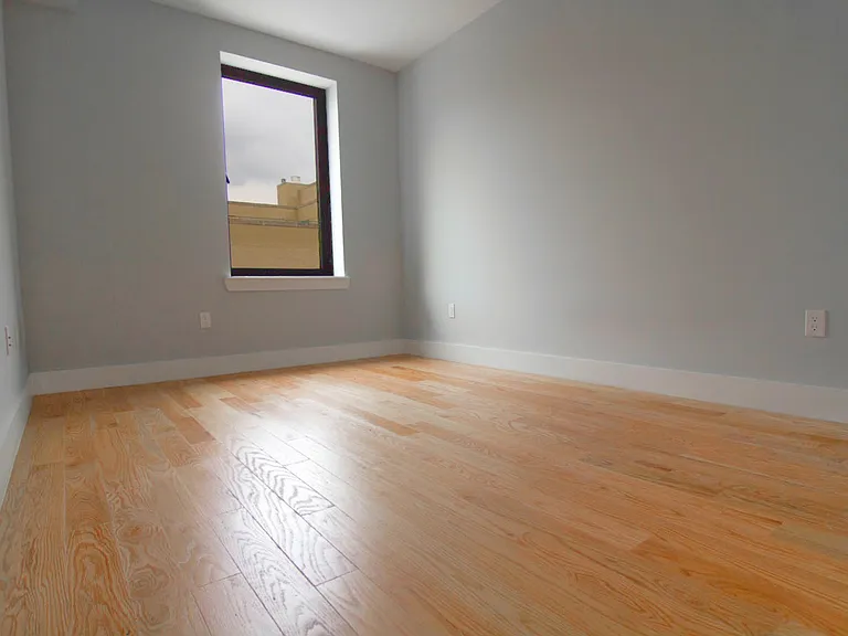 971 Lafayette Ave #3L — Photo 6