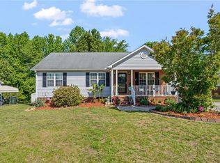 5 Hamilton Ct, Thomasville, NC 27360