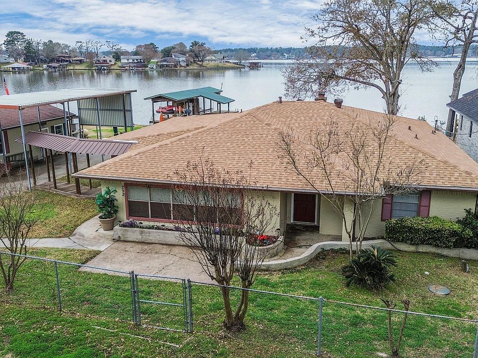 1st image of 292 Kickapoo Dr
