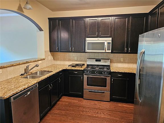 2nd image of 5043 Glencliff Dr