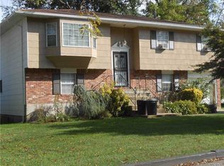 151 Washington Ave, Deer Park, NY 11729