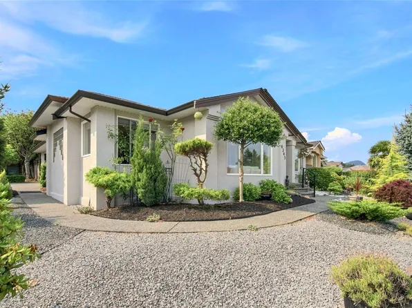 6343 Icarus Dr, Nanaimo, BC V9V 1N4
