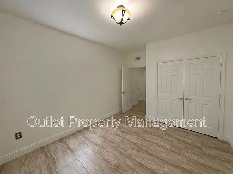 8630 Buccilli Dr #201 — Photo 6