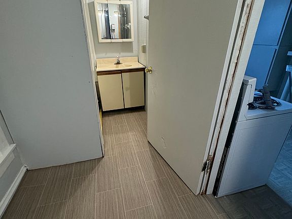 2nd image of 692 Willey St #692