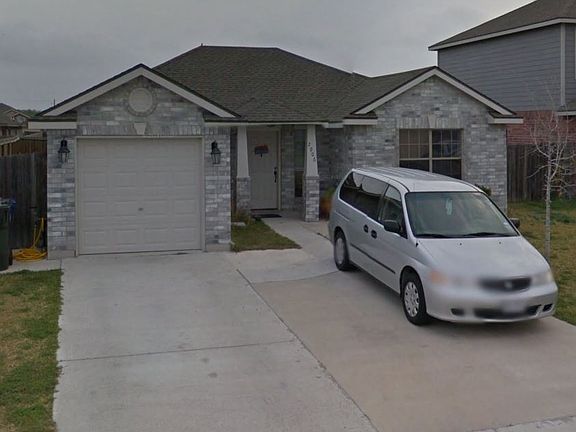 2nd image of 2906 Santa Lucia St