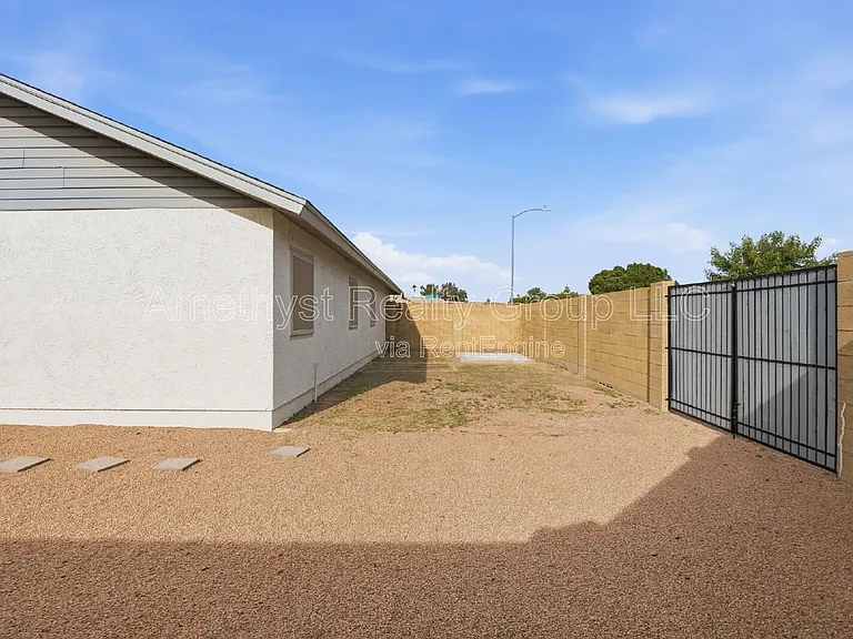 6201 W Acoma Dr — Photo 31