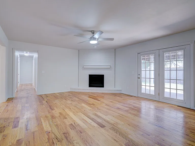 8916 Kenny Cir — Photo 7