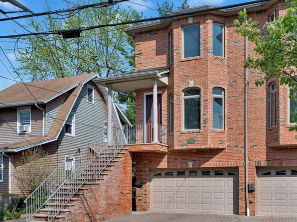 236A Columbus Ave #A, Palisades Park, NJ 07650