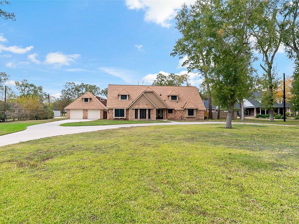 1st image of 2404 Taylor Ln