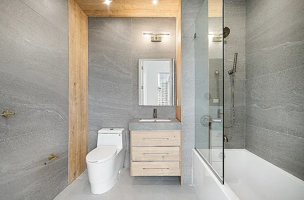 Rented by Watermark Capital Management LLC | media 9