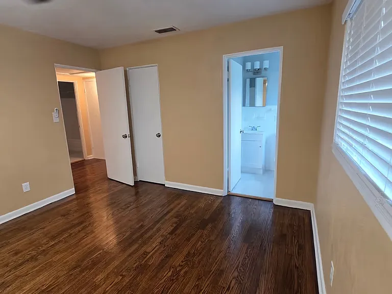 7165 Conway Cir — Photo 12