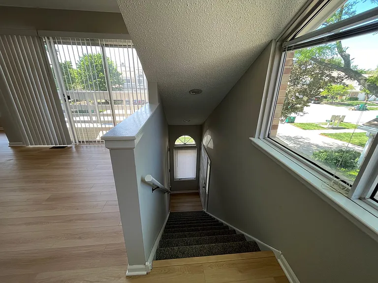 1016 Courtland Dr #1016 — Photo 5
