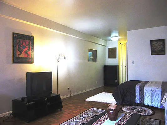 Rented by Corcoran | media 7