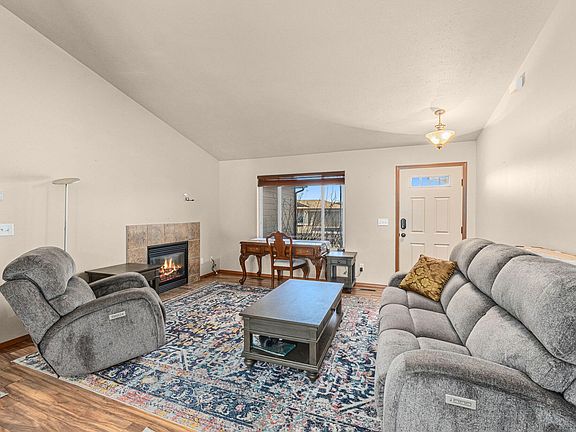 3rd image of 615 S Margaret St