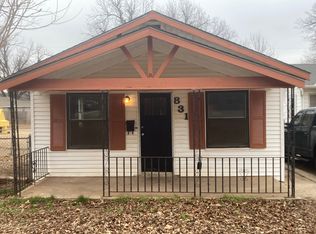 831 Maple St, Yukon, OK 73099