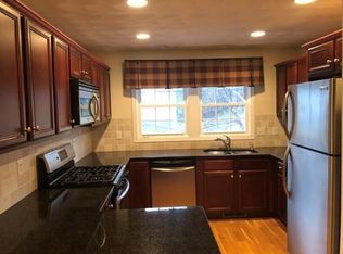 881 Greenwich Ave #6, Warwick, RI 02886