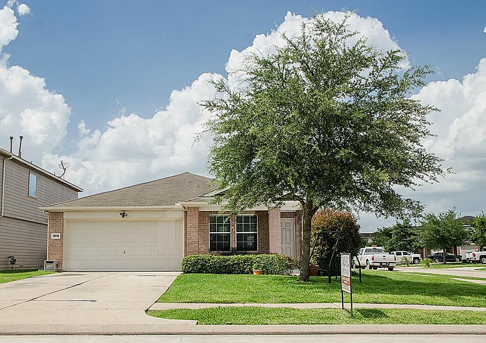 1st image of 19218 Jordans Landing Ln