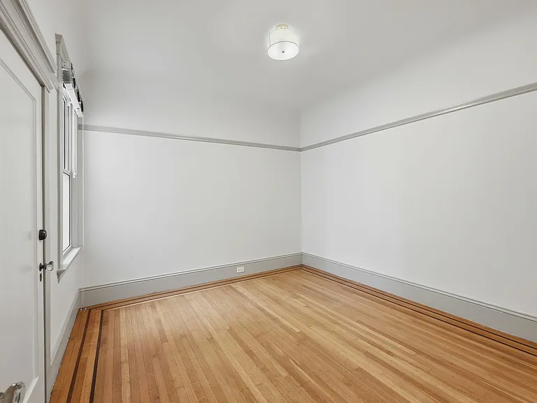 3rd bedroom, alternate view