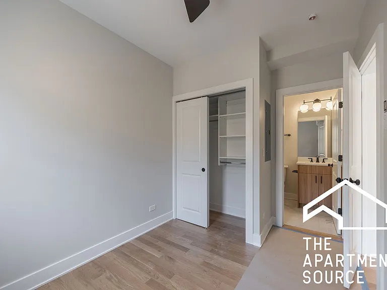 2237.5 N Bissell Ave #2 — Photo 5