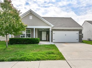 5793 Pebblebrooke Rd, Whitestown, IN 46075