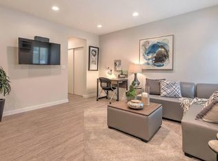 713 W 32nd St #1, Los Angeles, CA 90007