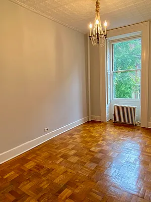 Rented by Green Line Realty | media 11