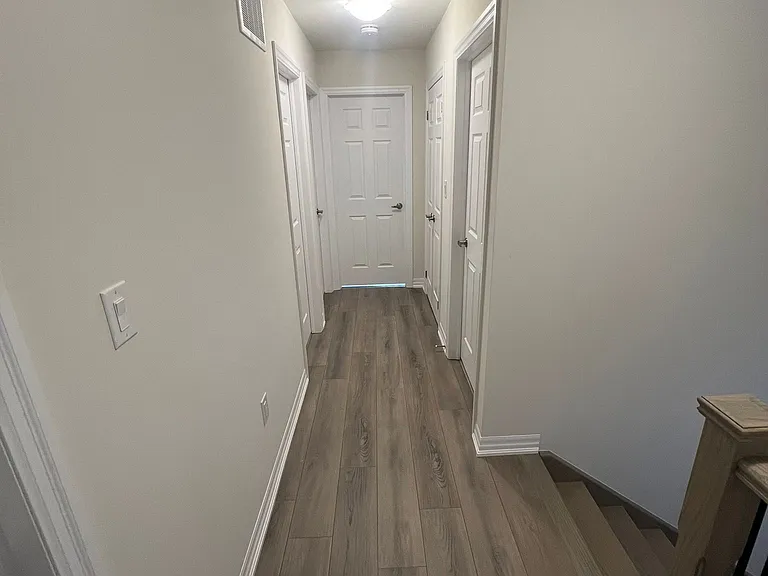 30 Northrop Ave — Photo 3