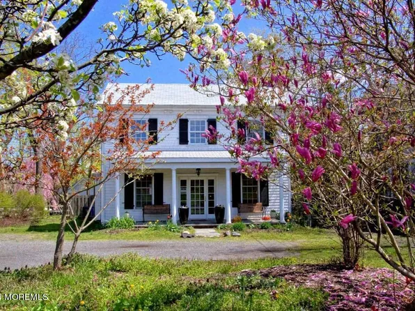 483 Locust Point Road, Middletown, NJ 07748