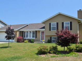 6009 Randal Ln, Racine, WI 53402