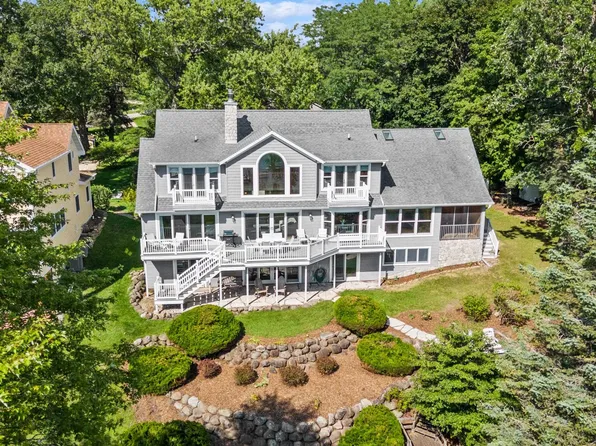 W1053 & W1049 Illinois Ave, Green Lake, WI 54941