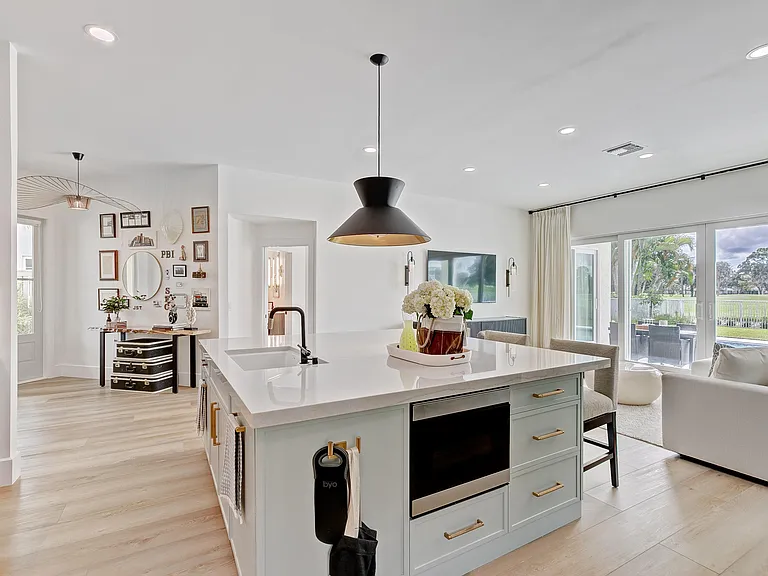 605 Masters Way — Photo 13