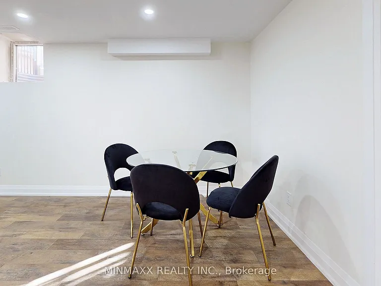 202 Forbes Ter — Photo 7