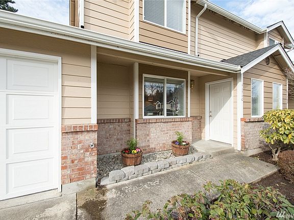 3rd image of 11710 112th Avenue Ct E