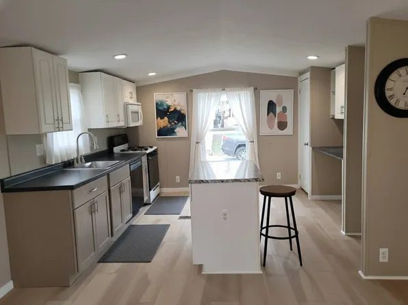 3170 Orchard Lake Rd Lot 23, Keego Harbor, MI 48320