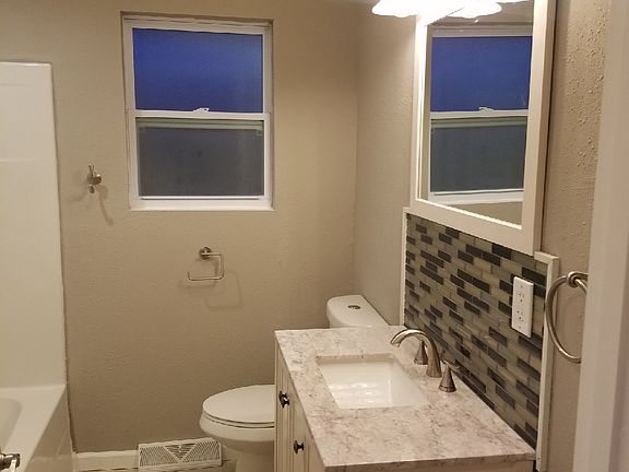 Second bathroom 
