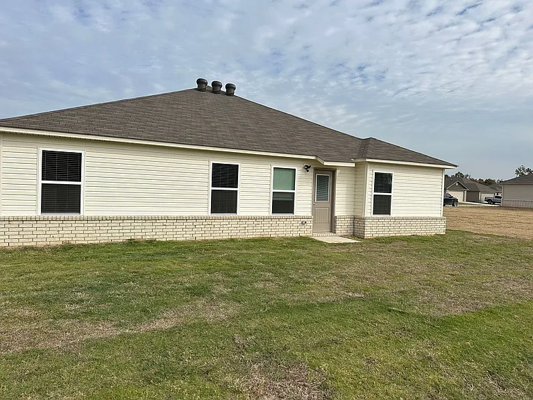 114 Jo Park Ln — Photo 16