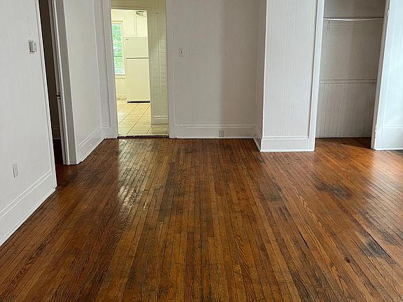4th image of 1106 Lenox Ave Unit 2