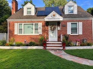 169 Roosevelt Ave, Springfield, MA 01118